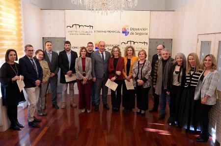 Imagen La Diputación de Segovia continúa asentando el relevo generacional en su plantilla con la toma de posesión de nueve funcionarios